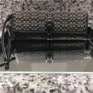 Coach Signature Wallet Wristlet